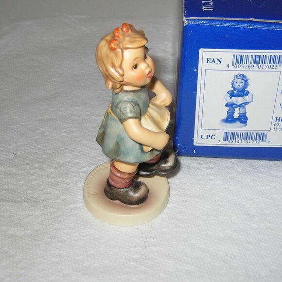 M I Hummel Goebel Figurine "MUSIC PLEASE " HUM #2108/A TMK8 w/Box  MINT - Picture 3 of 6